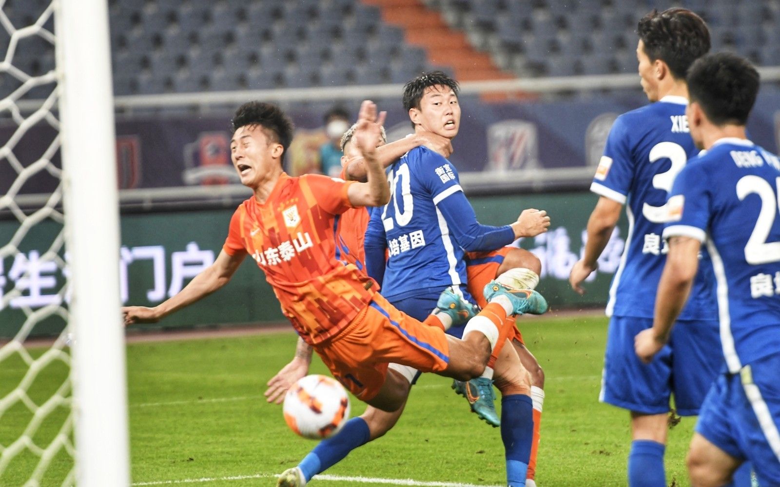 恭喜重庆狼队成功晋级2022KPL春季赛季后赛！